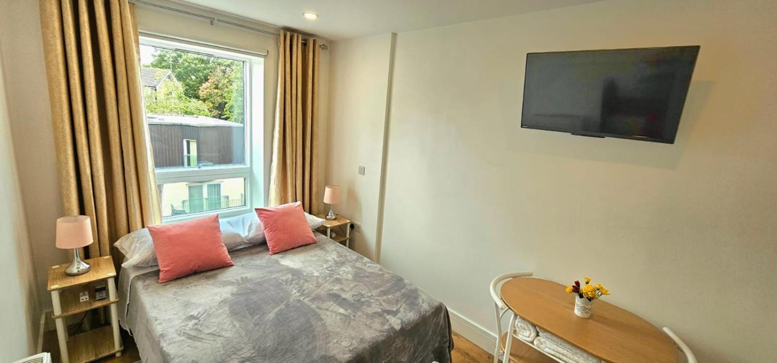 Claire Double Room لندن المظهر الخارجي الصورة