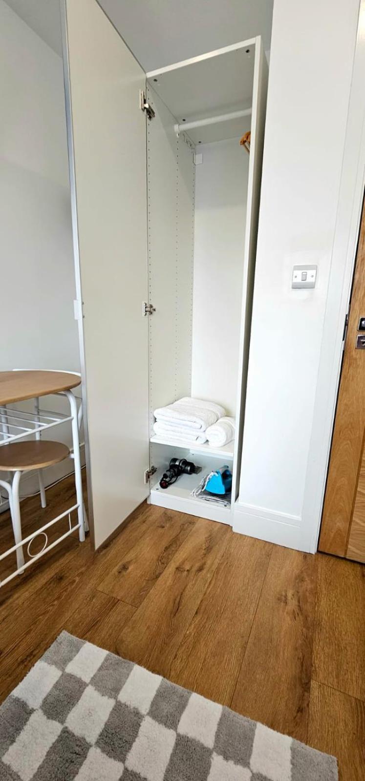 Claire Double Room لندن المظهر الخارجي الصورة